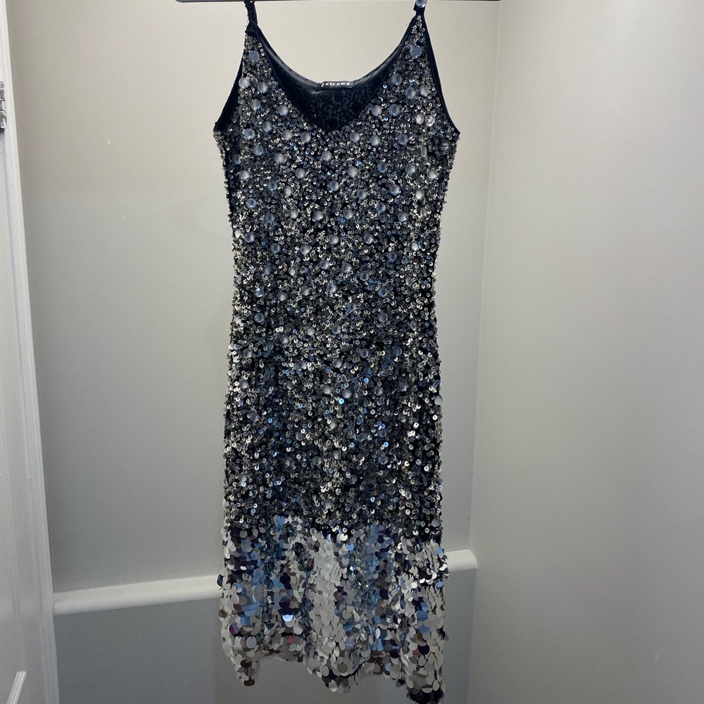 Silver sequins dress S/M